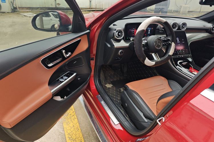 Used Mercedes-Benz C-Class 2022 Restyled C 260 L Sport Edition Driver Seat