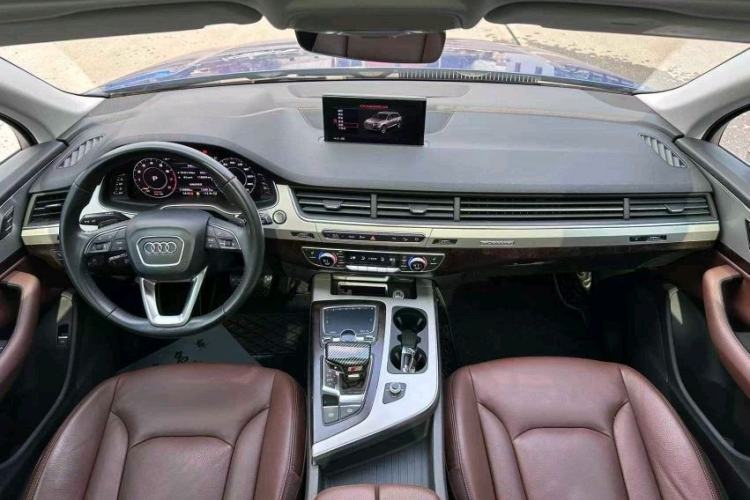 Used Audi Q7 2016 45 TFSI Technology Edition Interior 1