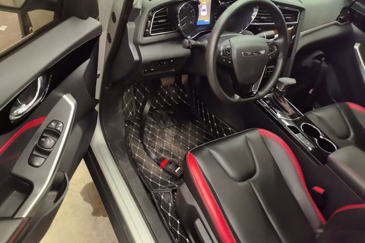 Used Venucia D60 2019 1.6L XL CVT Smart Connect Elite Edition
