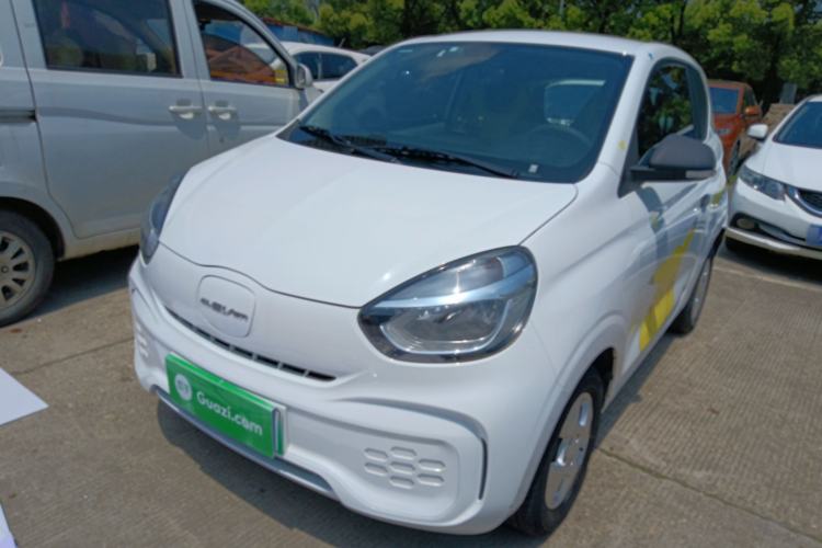 Used Roewe Clever 2021 302 km New Four-Seater Super-Efficient Version