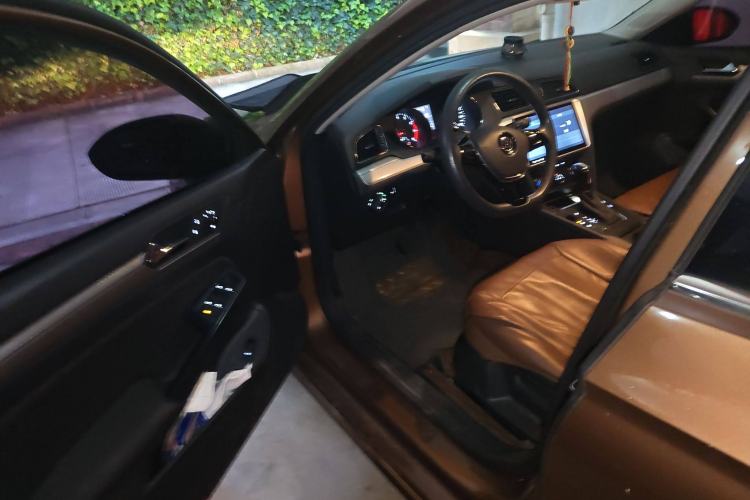 Used Volkswagen Lamando 2017 230TSI DSG Fashion Edition