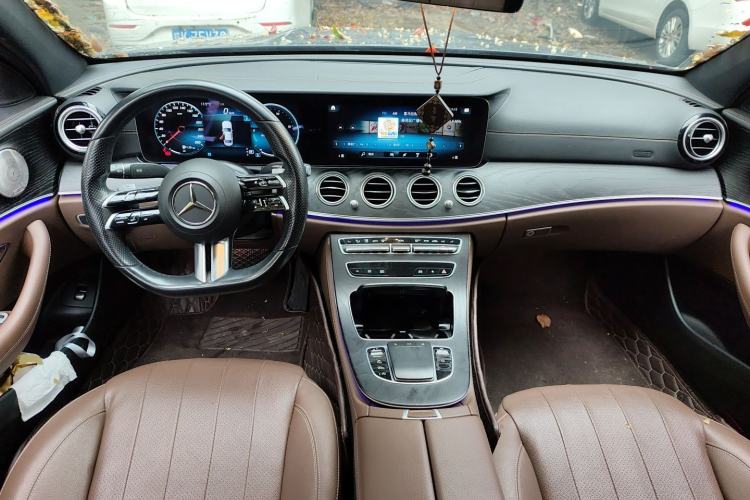 Used Mercedes-Benz E-Class 2021 Restyled E 300 Sport Edition Center Console