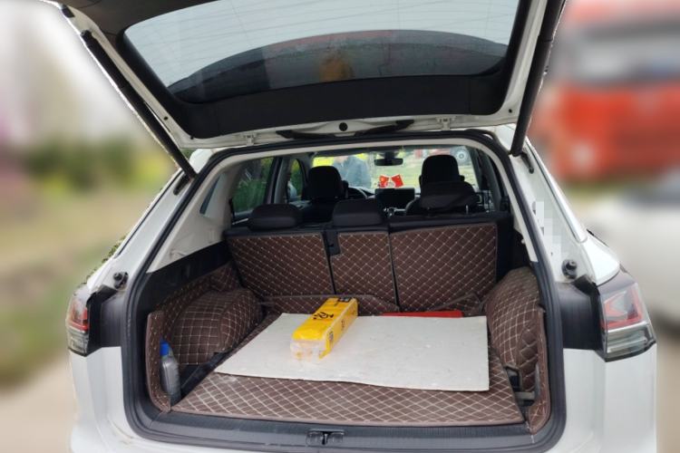 Used Volkswagen Tayron 2023 280TSI Two-Wheel-Drive Luxury Plus Advanced Version Trunk