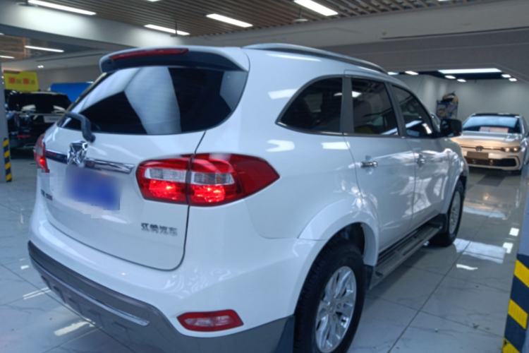 Used JMC Yusheng S350 2013 2.4T Automatic 2WD Diesel Luxury Edition 5 Seats
