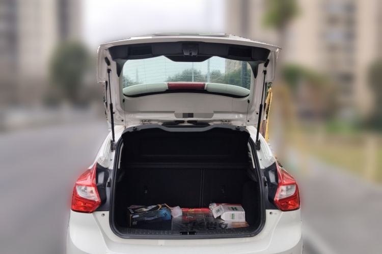 Used Ford Focus 2012 Hatchback 1.6L Automatic Comfort Model
