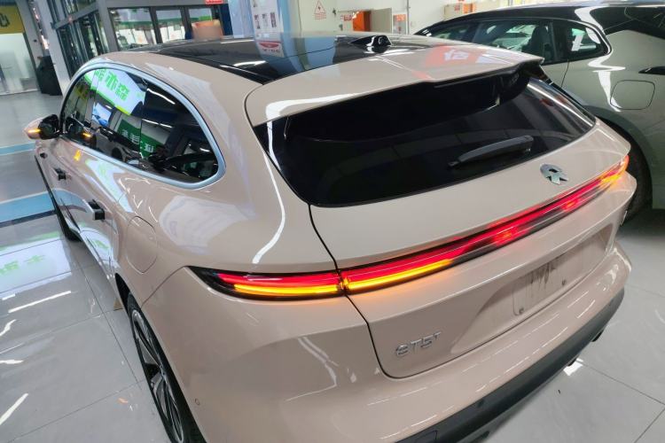 Used Nio ET5T 2024 75kWh Touring