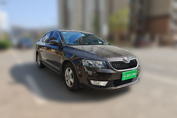 Used Skoda Octavia 2015 1.4TSI DSG Eado Edition Front Right 45 Deg