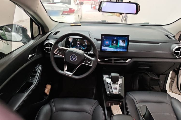 Used BYD Yuan New Energy 2019 EV360 Smart Connect Enjoyment Model