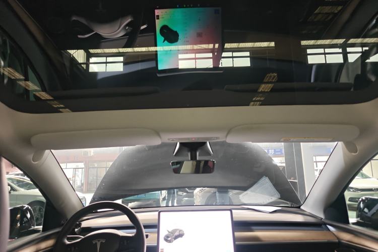 Used Tesla Model Y 2021 Long-Range All-Wheel-Drive Version Headliner