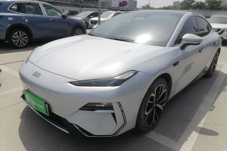 Used Geely Galaxy E8 2025 700 km Long-Range Intelligent Driving Version