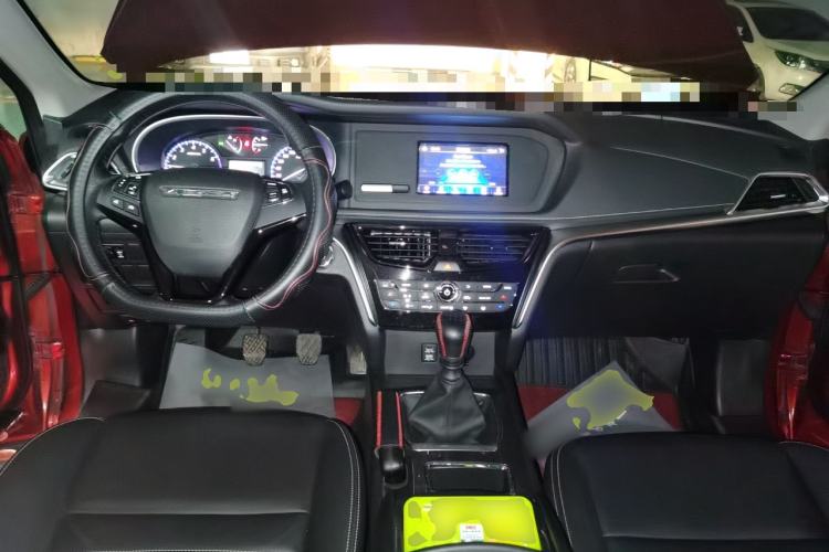 Used Venucia T90 2017 2.0L Manual ZhiShang Edition
