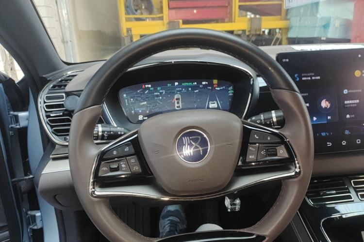 Used BYD Han 2023 DM-i Champion Edition 121KM Prestige Model