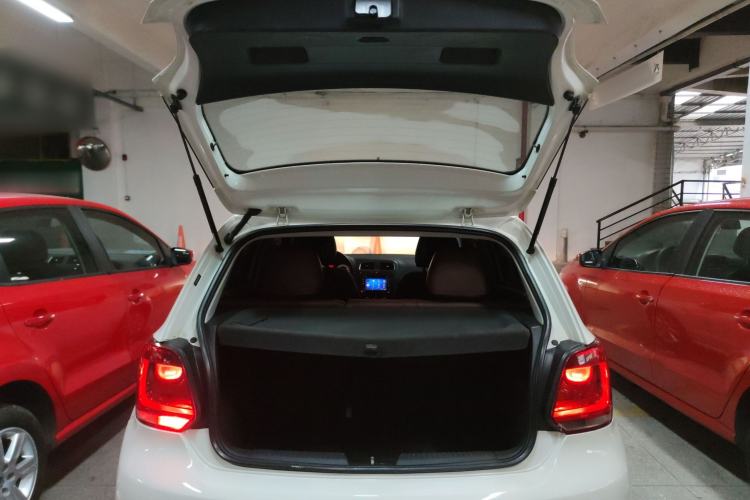 Used Volkswagen Polo 2013 1.6L Automatic Comfort Edition
