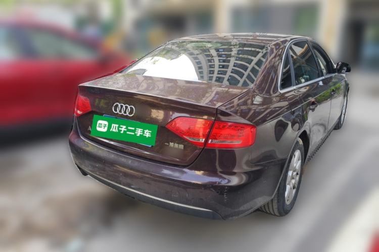 Used Audi A4L 2012 2.0 TFSI automatic standard version