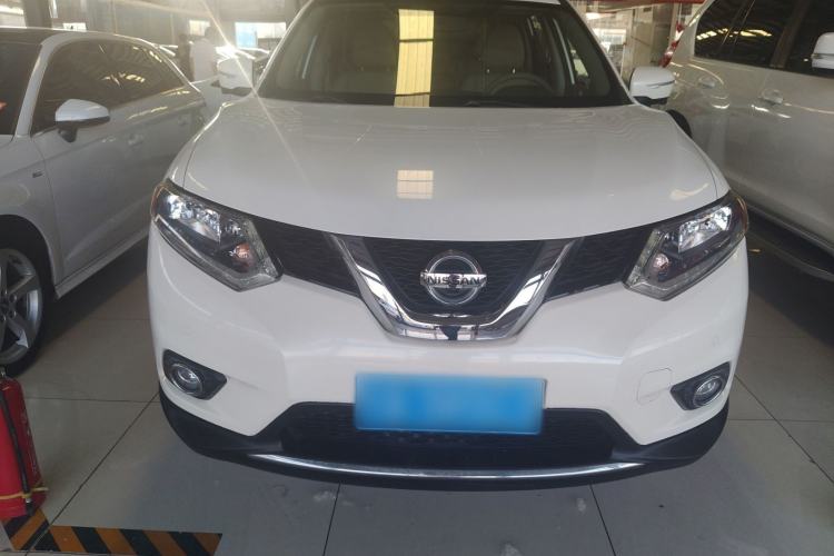 Used Nissan X-Trail 2014 2.5L CVT Luxury Edition 4WD Front