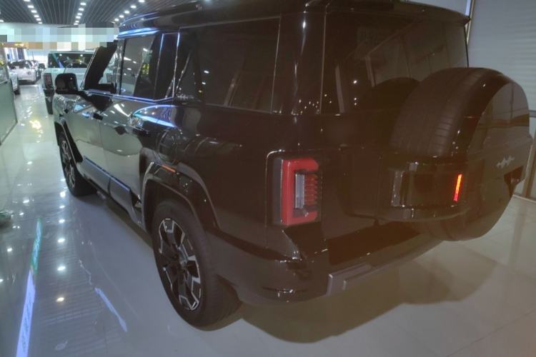 Used Formula Leopard 8 2025 Smart & Brave Flagship Edition 7 Seats