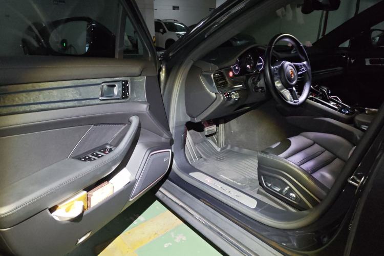 Used Porsche Panamera 2017 Panamera 4 Executive Long Wheelbase 3.0T