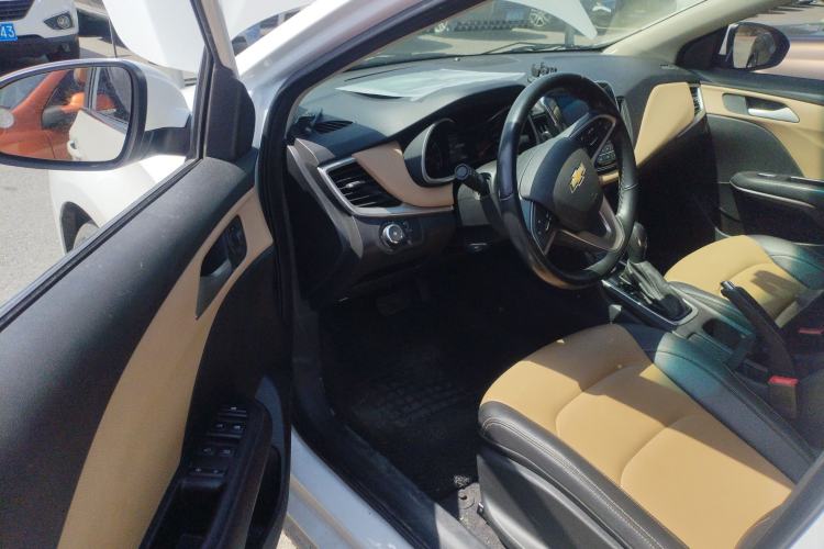 Used Chevrolet Monza 2022 320 Automatic Enjoyment Sunroof Version Driver Seat