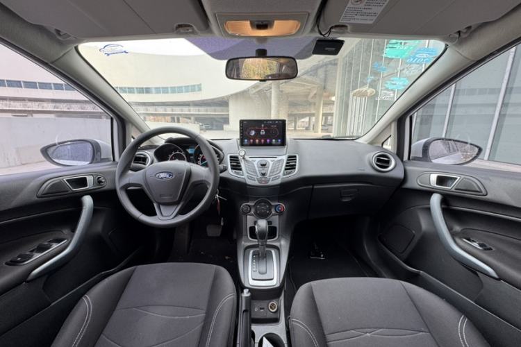 Used Ford Fiesta 2013 Hatchback 1.5L Automatic Fashion Edition
