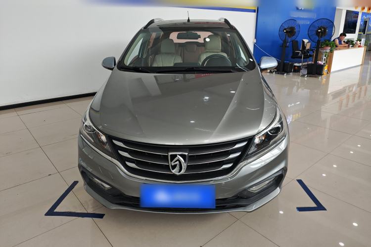 Used Baojun 310W 2017 1.5L Manual Comfort Version China V