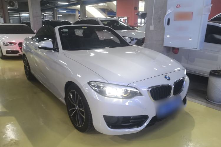 Used BMW 2 Series 2018 220i Convertible Coupe Sports Design Package
