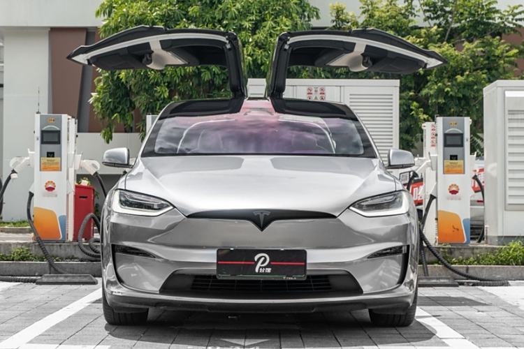 Used Tesla Model X 2023 Three-Motor All-Wheel-Drive Plaid Version