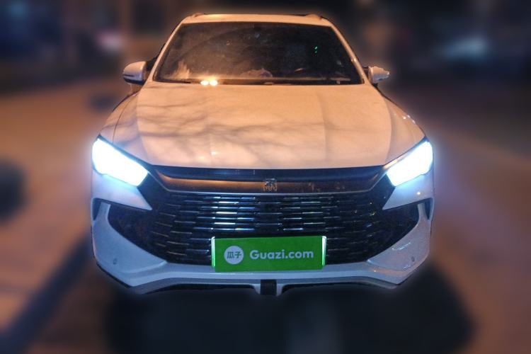 Used BYD Song Pro New Energy 2024 HONOR Edition DM-i 71KM Navigation Model Front