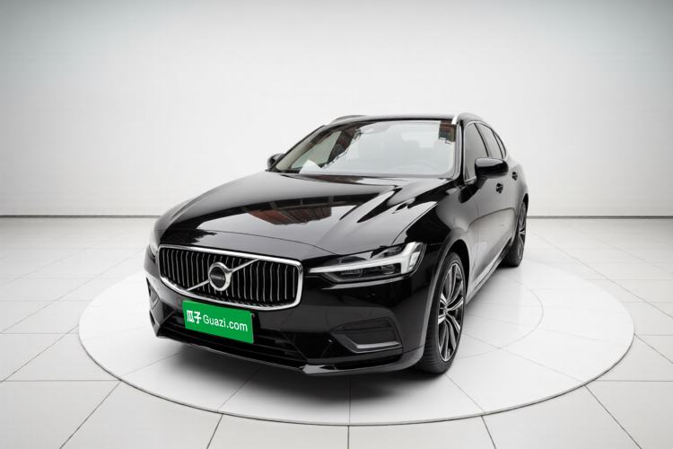 Used Volvo XC60 2019 T5 4x4 Smart Edition China VI Standard