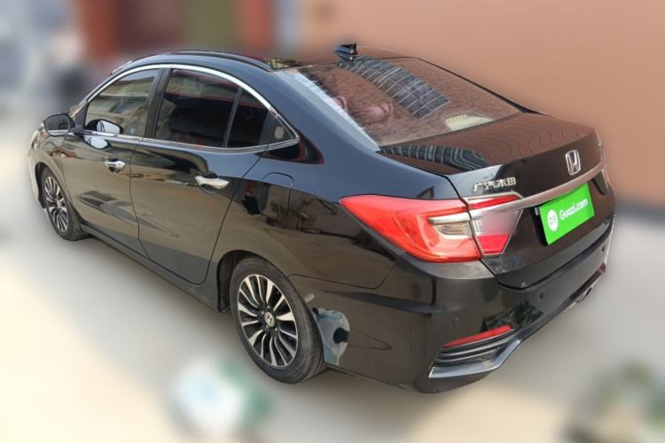 Used Honda Crider 2013 1.8L automatic luxury edition