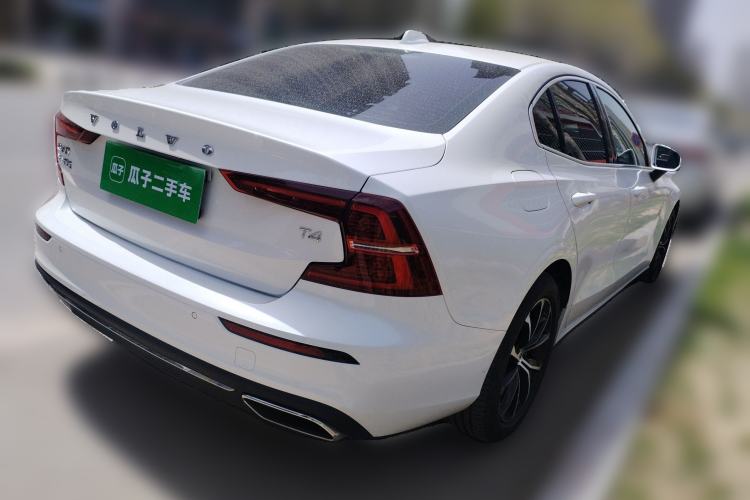 Used Volvo S60 2020 T4 Zhiyi Luxury Edition

