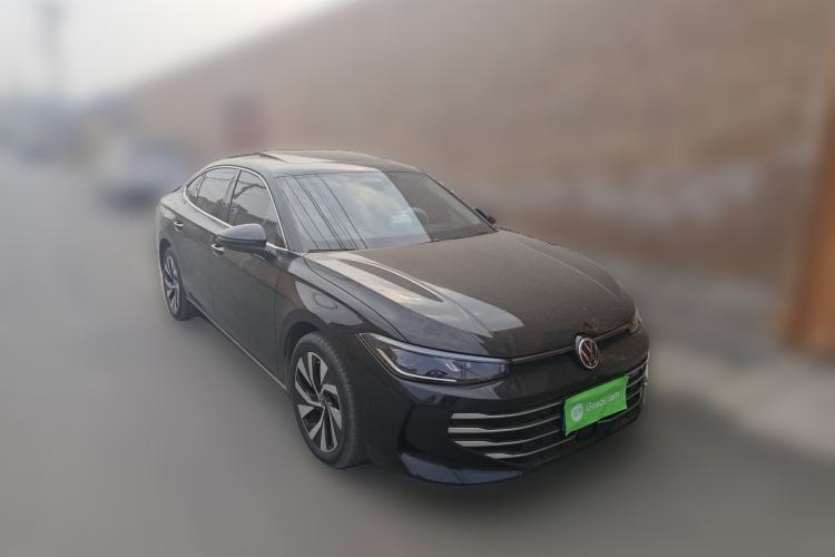 Used Volkswagen Passat 2025 Pro 380TSI Dragon Edition Front Right 45 Deg