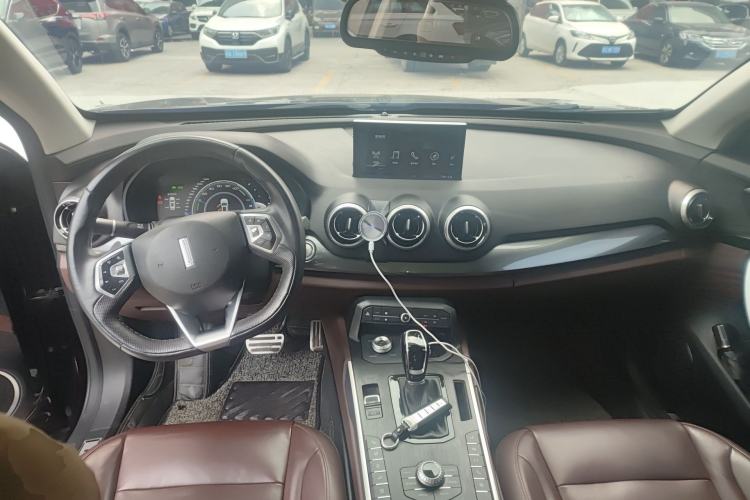 Used Wey P8 2018 2.0T Flagship Model Center Console