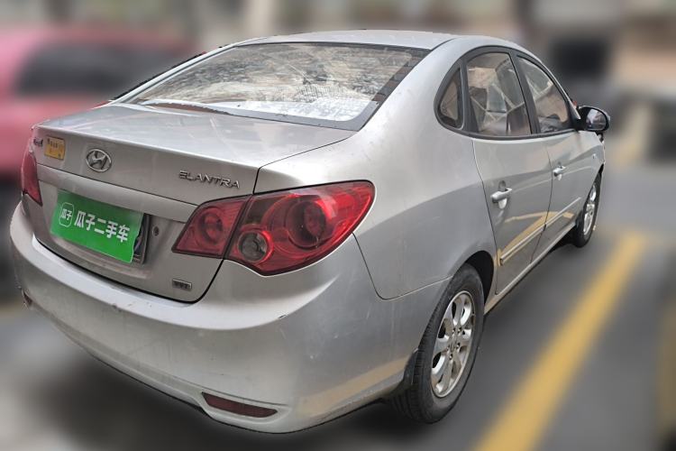 Used Hyundai Celesta 2010 1.6L MT GL Rear Right 45 Deg