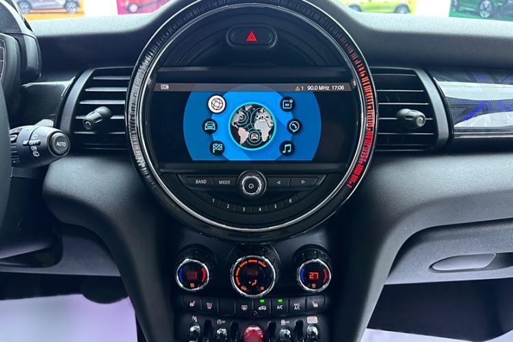 Used MINI MINI 2018 1.5T COOPER Artist