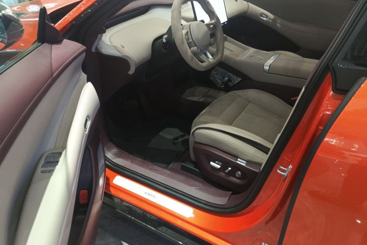 Used Xiaomi Auto YU7 2025 Ultra-Long Range Rear-Wheel Drive Version Driver Seat