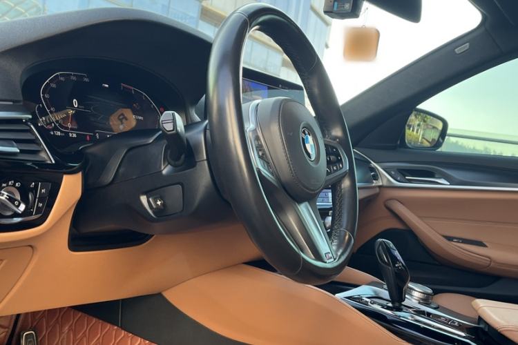 Used BMW 5 Series 2020 525i M Sport Package
