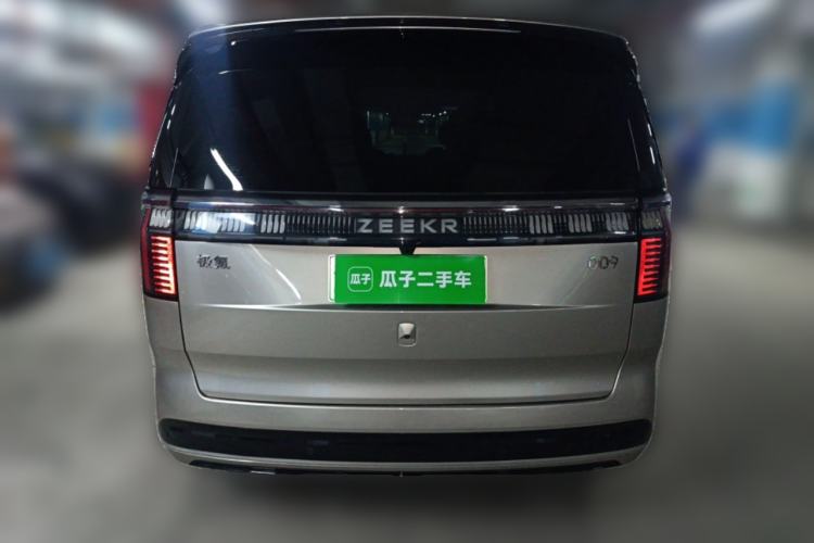 Used Zeekr 009 2022 WE Edition
