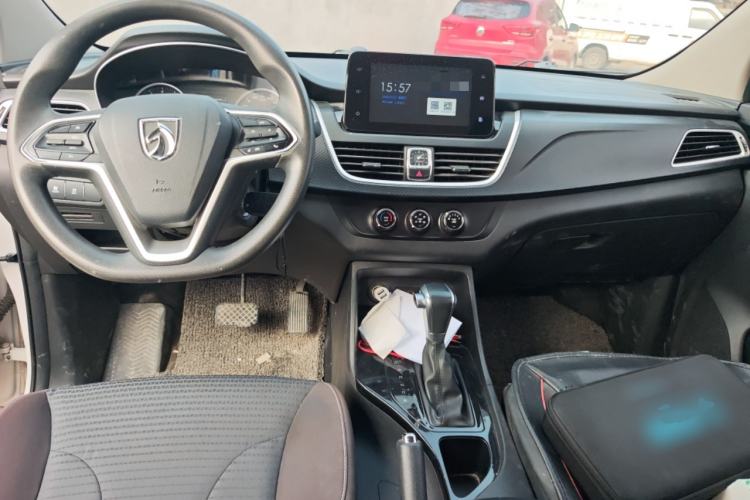 Used Baojun 730 2019 1.5T CVT Fashion Model 7 Seats China VI Emission Standard
