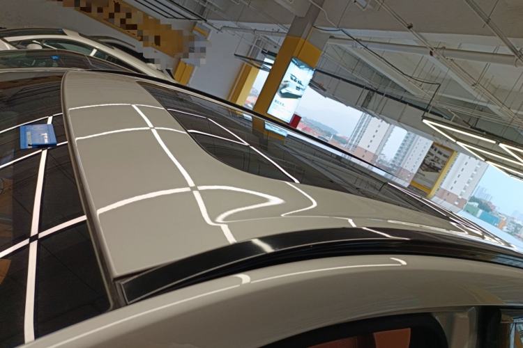 Used Dongfeng eπ eπ008 2025 210 Ultra Range-Extended Version 5 Seats
