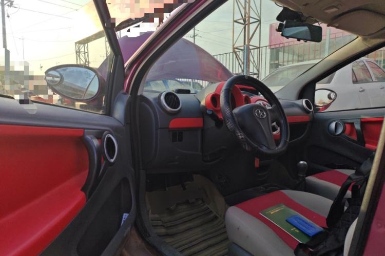 Used JAC Group Yueyue 2012 1.0L Comfort Version
