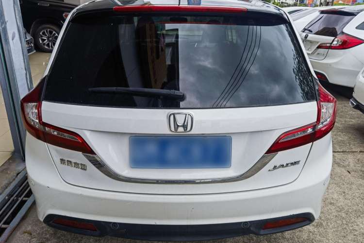 Used Honda Jade 2013 1.8L automatic Comfort version 5 seats