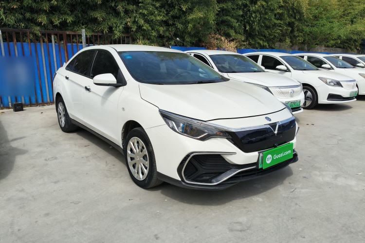 Used Venucia D60EV 2020 Standard Range T3 Exterior 1