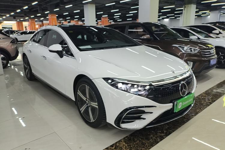 Used Mercedes-Benz EQS 2022 Updated Version 450+ Luxury Edition Front Right 45 Deg