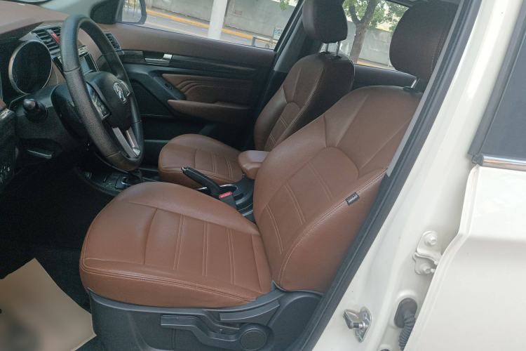 Used BAIC Weiwang S50 2016 1.5T CVT Joyful Luxury Model
