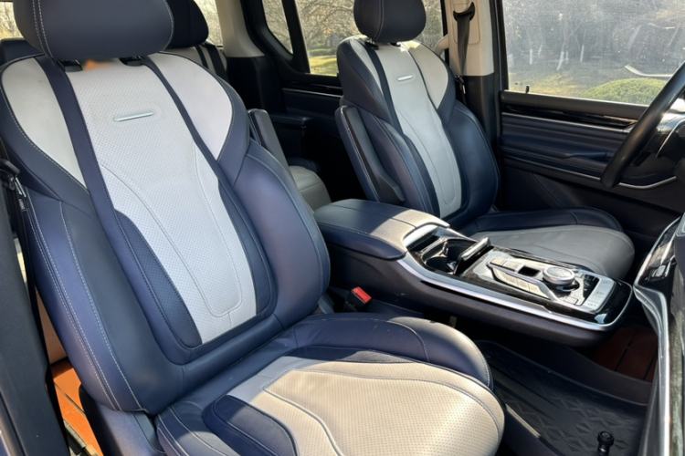 Used SAIC MAXUS G20 2021 PLUS 2.0T Gasoline Automatic Luxury Edition