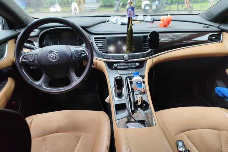 Used Buick LaCrosse 2016 28T Luxury Version
