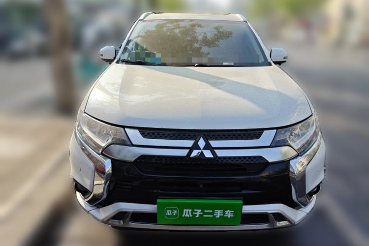 Used Mitsubishi Outlander 2021 Revised Version 2.0L Two-Wheel Drive Enjoyment Edition 5 Seats Front