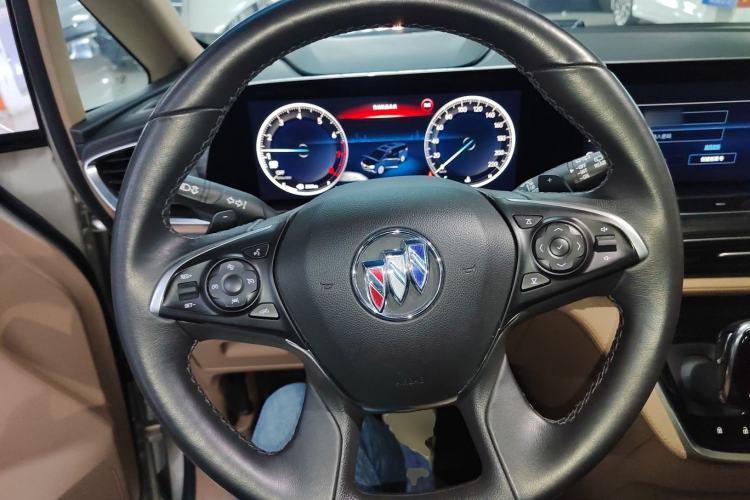 Used Buick GL8 2021 ES Landtrek 653T Luxury Model
