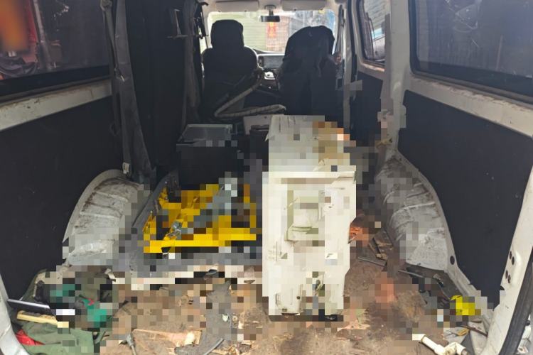 Used CHANGAN KAICHENG Ruixing EM60 2025 Passenger Version Comfort Edition 6 Seats 300 km Range Side-Hinged Doors Trunk