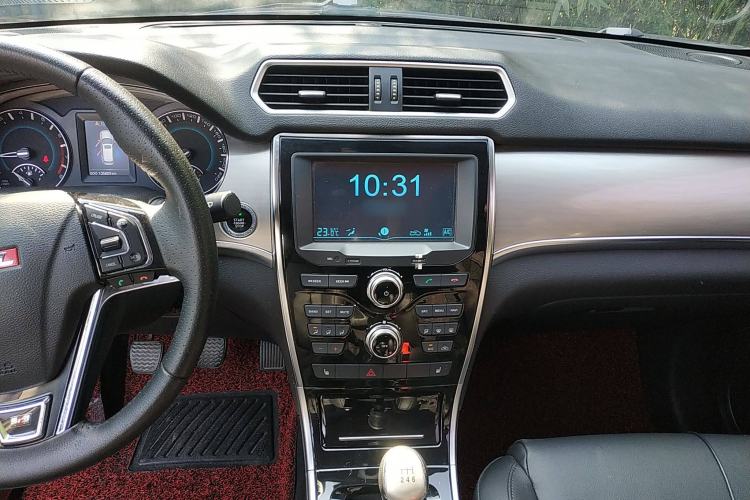 Used Haval H2 2014 1.5T Manual Two-Wheel Drive Elite Edition
